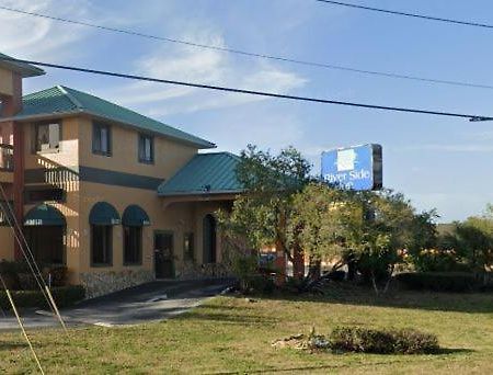 River Side Inn Ню Порт Ричи Екстериор снимка