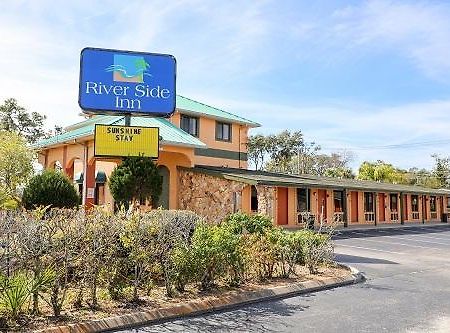 River Side Inn Ню Порт Ричи Екстериор снимка