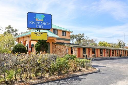 River Side Inn Ню Порт Ричи Екстериор снимка